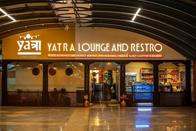 Food Court & Lounge